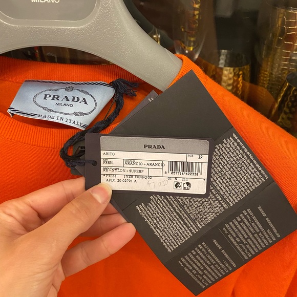 Prada dress - Picture 7 of 7